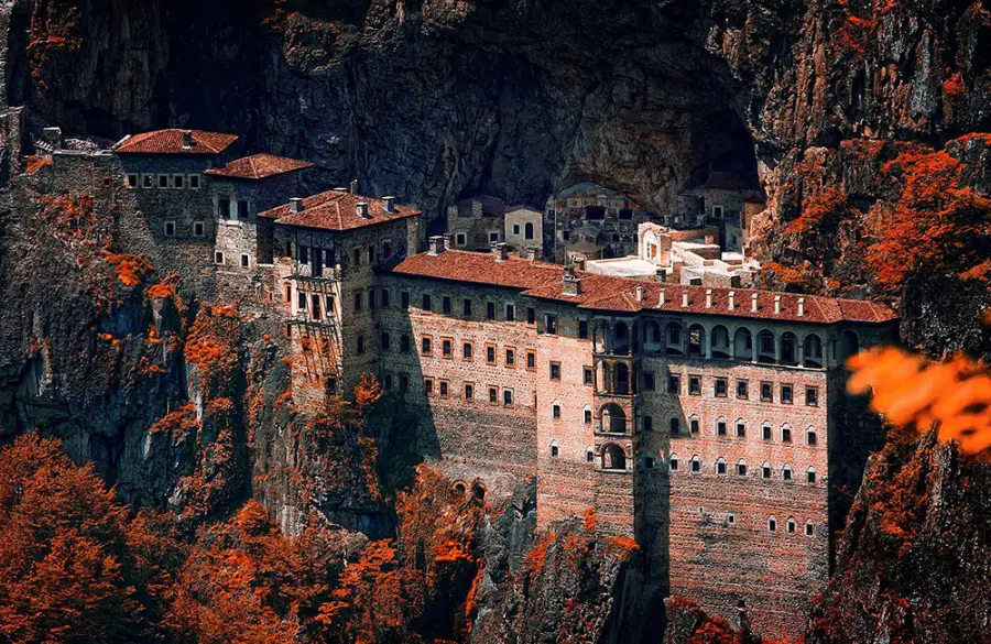 GÜRCİSTAN'LI BÜYÜK KARADENİZ KÜLTÜR TURU (OTOBÜSLÜ)